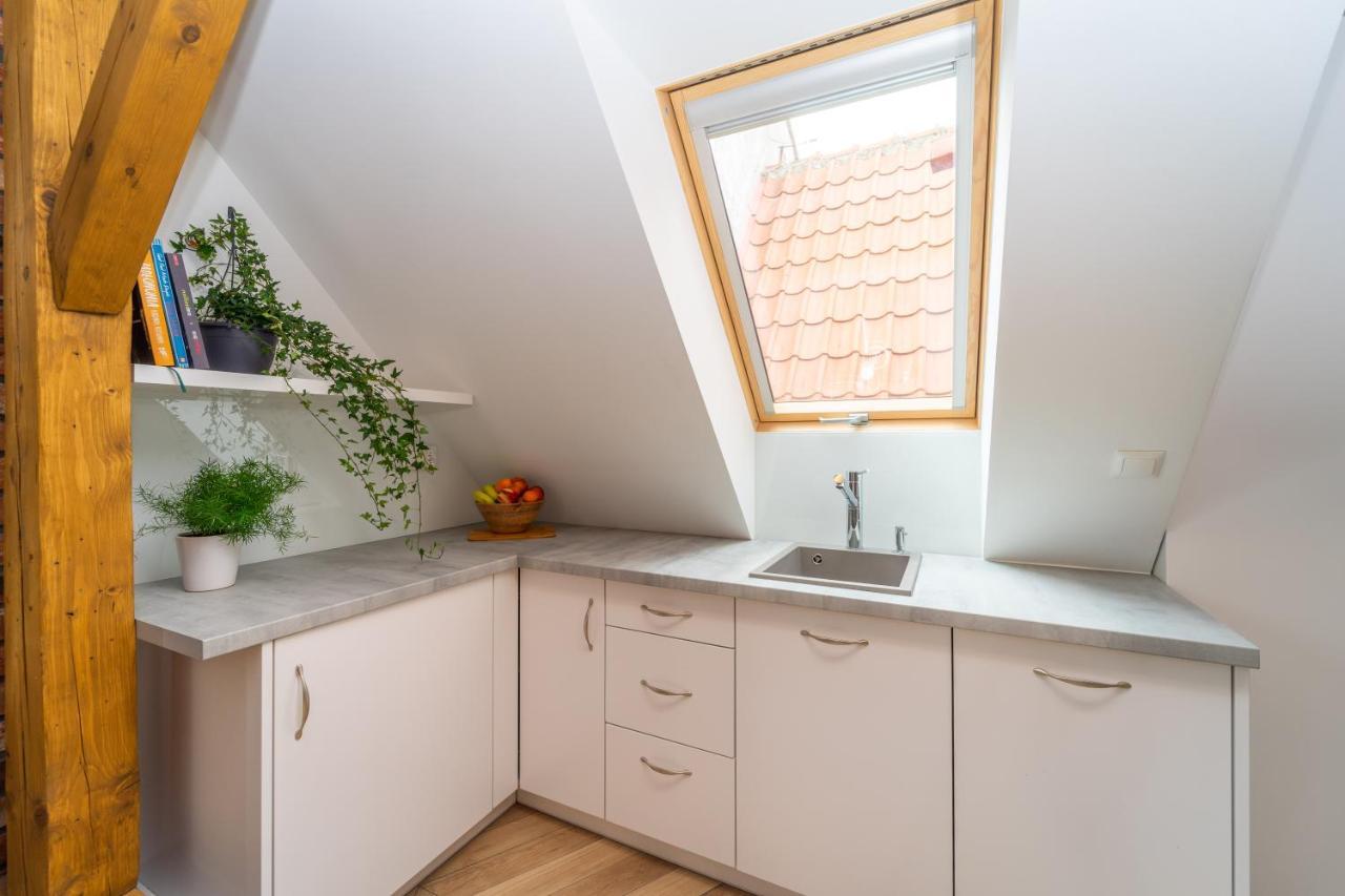 Be In Gdansk Apartments - Old Town - Boutique Studios Ogarna Buitenkant foto